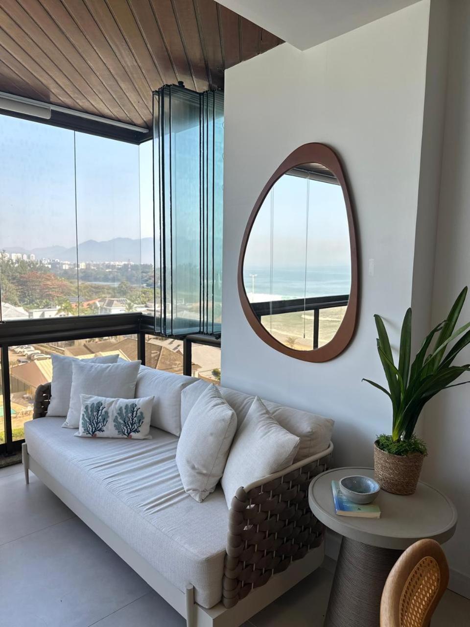 Lindo Apto No Melhor Lugar Da Barra Da Tijuca! Com Uma Vista De Tirar O Folego, Frente Para O Mar! Totalmente Equipado E Decorado Ao Lado Dos Melhores Hoteis E Quiosques Da Barra! Portaria 24H, Piscina, Sauna, Jacuzzi, Academia, Garagem, Wi-Fi, Lavan Río de Janeiro Exterior foto